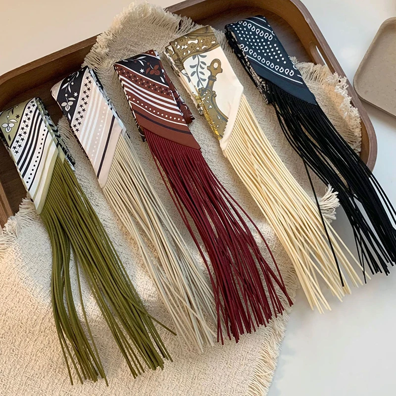 Luxury Tassel Skinny Scarf for Women Equestrian Printed Neckerchief Multi-use Hair Scarf Bag Wrap Soft Satin for Travel Daily
Luxury Tassel Skinny Scarf for Women Equestrian Printed Neckerchief Multi-use Hair Scarf Bag Wrap Soft Satin for Travel Daily