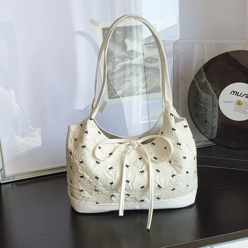 New Trendy Bow-knot Shoulder Bag underarm bag Large Capacity Small Square Bag Dopamine Crossbody Bags Versatile Shoulder Handbag
New Trendy Bow-knot Shoulder Bag underarm bag Large Capacity Small Square Bag Dopamine Crossbody Bags Versatile Shoulder Handbag