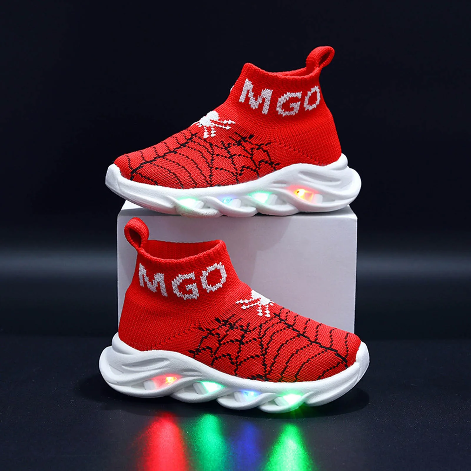 Boys Shoes Toddler Boys Girls Light Up Shoes LED Lightweight Mesh Breathable Walking Sneakers Kids Boys Running Shoes Size 2
Boys Shoes Toddler Boys Girls Light Up Shoes LED Lightweight Mesh Breathable Walking Sneakers Kids Boys Running Shoes Size 2