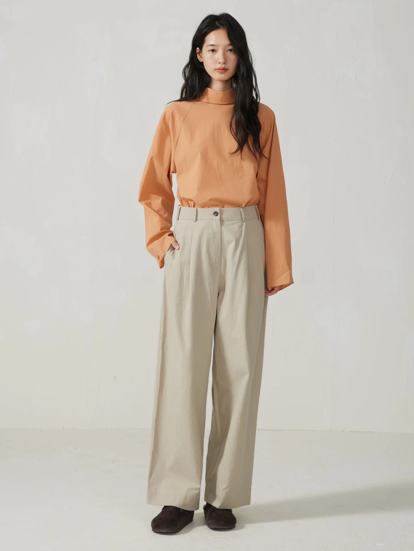 Женская повседневная рубашка Yao с длинным рукавом, свободного кроя, универсальный топ, осень 2025, из чистого хлопка, немнущаяся, на пуговицах, для ежедневной носки
Женская повседневная рубашка Yao с длинным рукавом, свободного кроя, универсальный топ, осень 2025, из чистого хлопка, немнущаяся, на пуговицах, для ежедневной носки