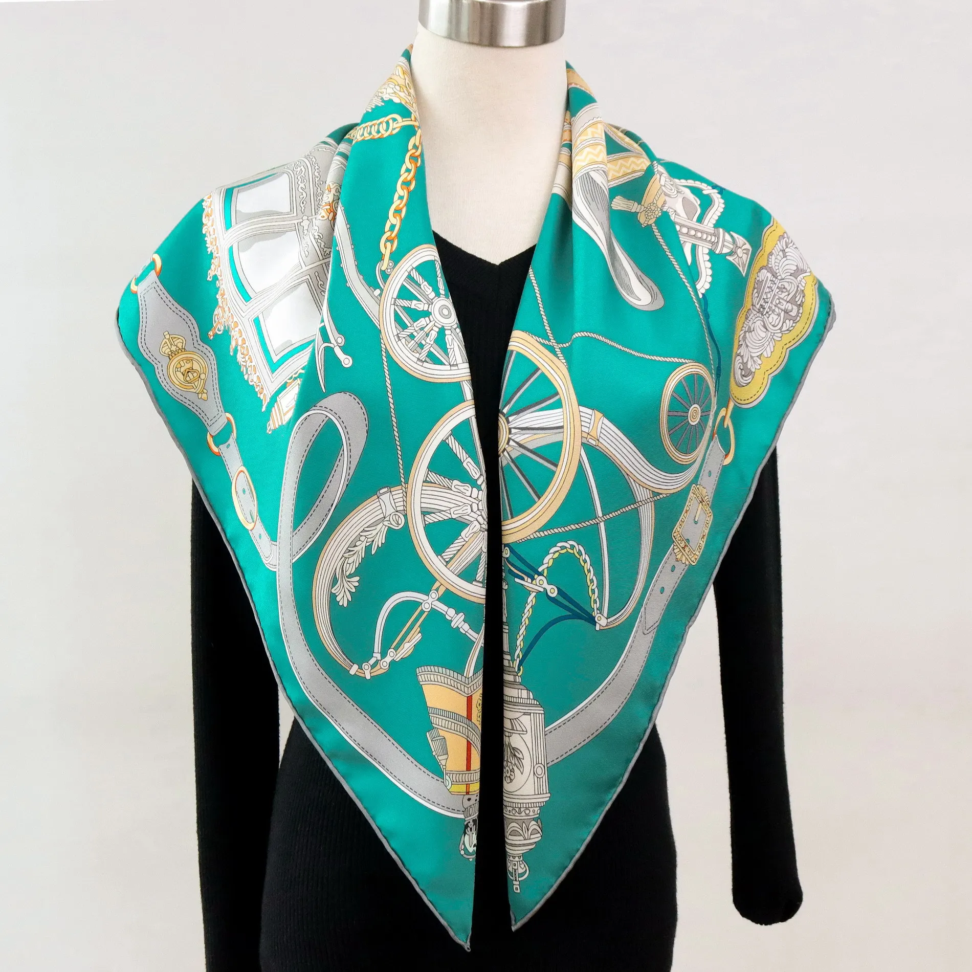 AB Faced 18MM Silk Scarf Women Hand Rolled Bandanas Head Bag Accessories Luxury Designers 90 Shawls Hair Neck Scarves
AB Faced 18MM Silk Scarf Women Hand Rolled Bandanas Head Bag Accessories Luxury Designers 90 Shawls Hair Neck Scarves