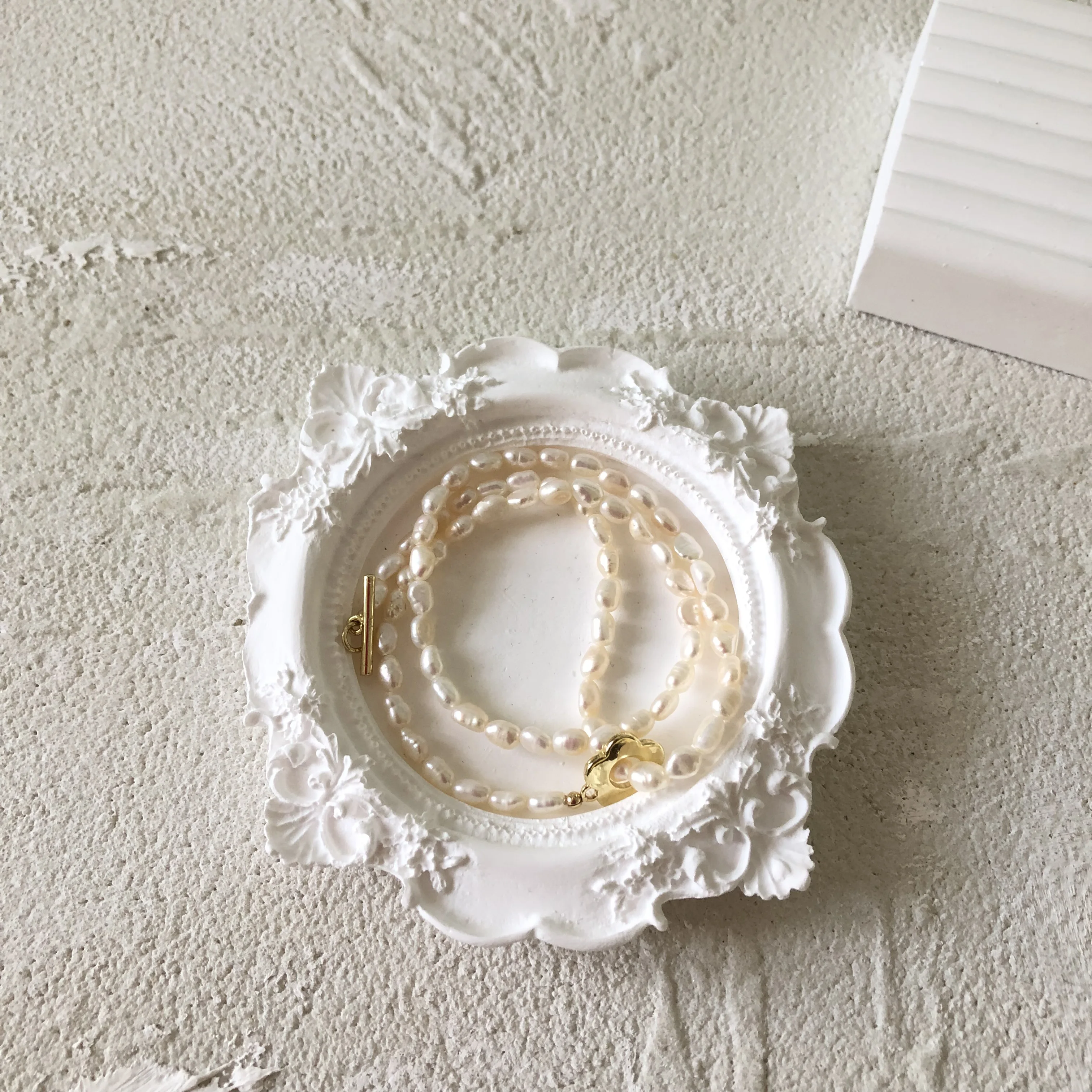 vintage Court Style Candlestick Mold EmbossedPplate gypsum resin silicone mold DIY photo frame jewelry display mold
vintage Court Style Candlestick Mold EmbossedPplate gypsum resin silicone mold DIY photo frame jewelry display mold