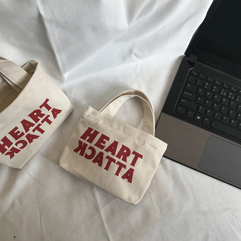 Canvas Bag Women's Large Capacity Bag New Letter Printed Fashion Tote Bag Women's One Shoulder Portable Shopping Handbag
Canvas Bag Women's Large Capacity Bag New Letter Printed Fashion Tote Bag Women's One Shoulder Portable Shopping Handbag
