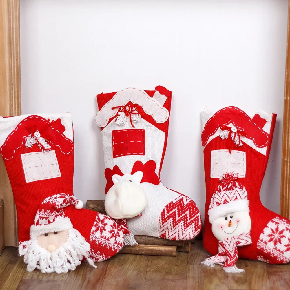 Festive Atmosphere Red And White Fireplace Ornaments Holiday Stockings Flannel Non-woven Fabric Spacious Interior
Festive Atmosphere Red And White Fireplace Ornaments Holiday Stockings Flannel Non-woven Fabric Spacious Interior