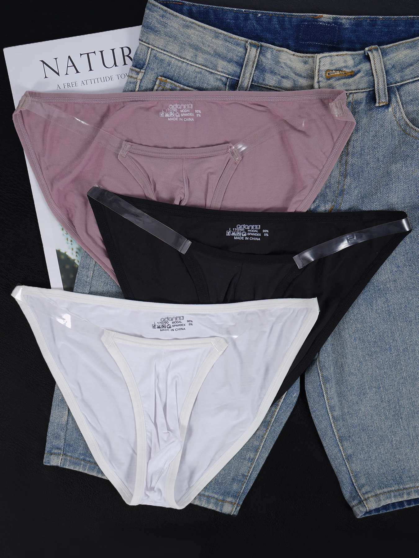 3 PCS Men's Modal Briefs, Barely-There Skin-Friendly, U Convex Pouch, Sheer Waistband Solid Color Sexy Daily Underwear
3 PCS Men's Modal Briefs, Barely-There Skin-Friendly, U Convex Pouch, Sheer Waistband Solid Color Sexy Daily Underwear