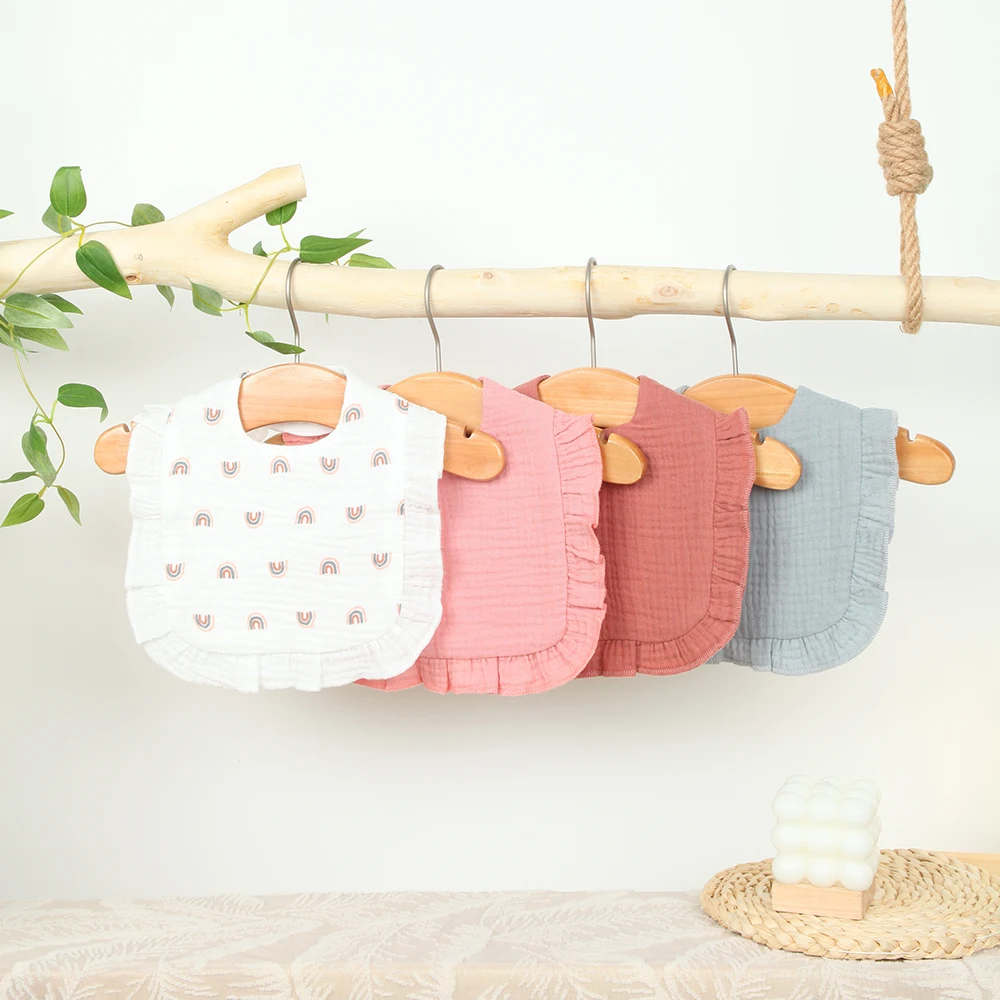 Набор из 4 милых детских слюнявчиков для девочек и мальчиков, мягкие хлопковые слюнявчики для новорожденных, для защиты от слюней, прорезывания зубов и кормления, с регулируемой застежкой-кнопкой (с рюшами)
Набор из 4 милых детских слюнявчиков для девочек и мальчиков, мягкие хлопковые слюнявчики для новорожденных, для защиты от слюней, прорезывания зубов и кормления, с регулируемой застежкой-кнопкой (с рюшами)