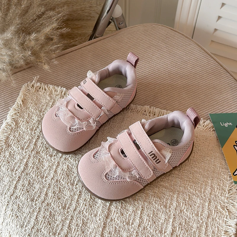 Kids Lightweight Soft Sole Casual Sneakers, Wide Toe Design, Girls Daily Versatile Kindergarten Shoes
Kids Lightweight Soft Sole Casual Sneakers, Wide Toe Design, Girls Daily Versatile Kindergarten Shoes