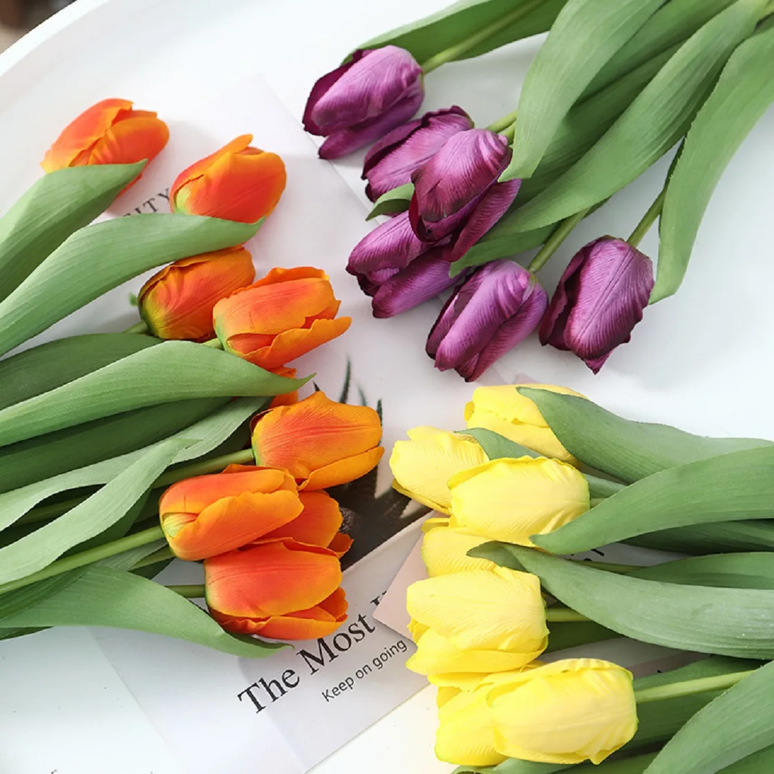 High-end imitation tulip photography decoration home decoration hand feeling moisturizing artificial flower
High-end imitation tulip photography decoration home decoration hand feeling moisturizing artificial flower