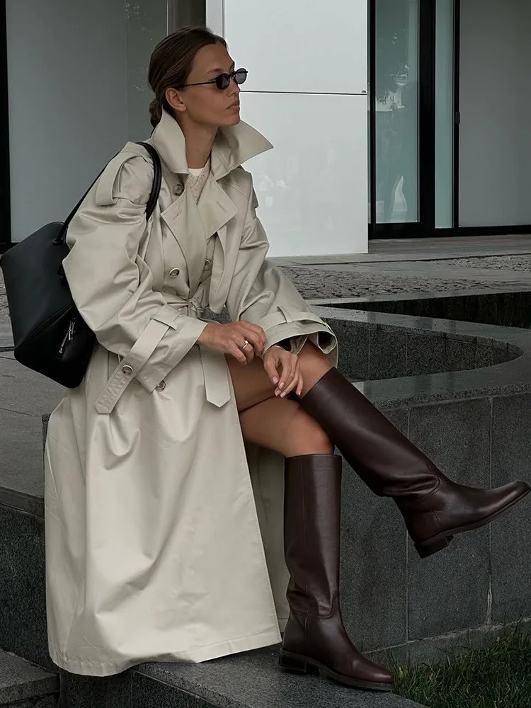 Loose Women's Windbreaker Jaet with Tie up Waist Thiened Long Sve Pure Color Commute Sle PU Material Long Coat
Loose Women's Windbreaker Jaet with Tie up Waist Thiened Long Sve Pure Color Commute Sle PU Material Long Coat