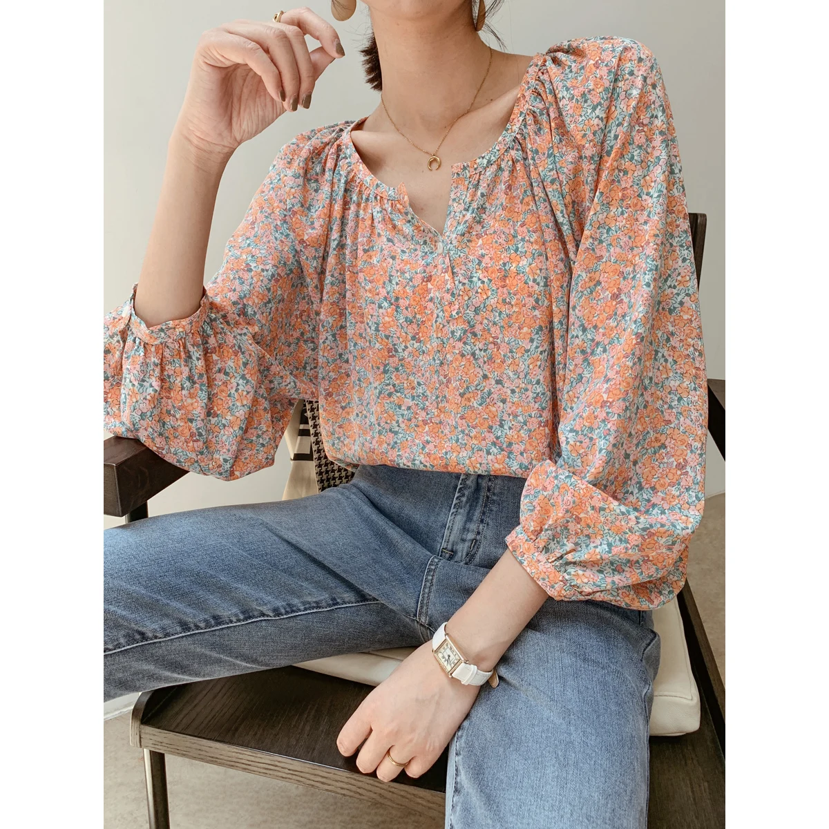 Mulan 2025 Spring New Orange Floral Loose Long Sve Ladies irt Sweet Japanese Sle round Ne Print Polyester Fiber
Mulan 2025 Spring New Orange Floral Loose Long Sve Ladies irt Sweet Japanese Sle round Ne Print Polyester Fiber