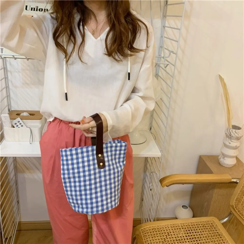 Fresh Color Plaid Canvas Bucket Bag Large Capacity Korean Style Vacation Tote Bag Office Worker Tote Lightweight Eco Bag
Fresh Color Plaid Canvas Bucket Bag Large Capacity Korean Style Vacation Tote Bag Office Worker Tote Lightweight Eco Bag