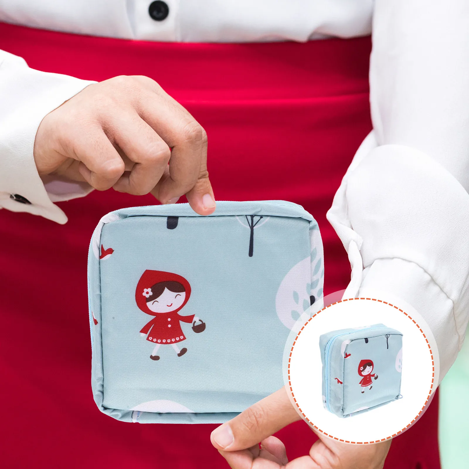 Многофункциональная гигиеническая сумочка: Изысканная сумка для критических дней для женщин, портативный держатель для тампонов на молнии, вмещает монеты, помады, карты
Многофункциональная гигиеническая сумочка: Изысканная сумка для критических дней для женщин, портативный держатель для тампонов на молнии, вмещает монеты, помады, карты