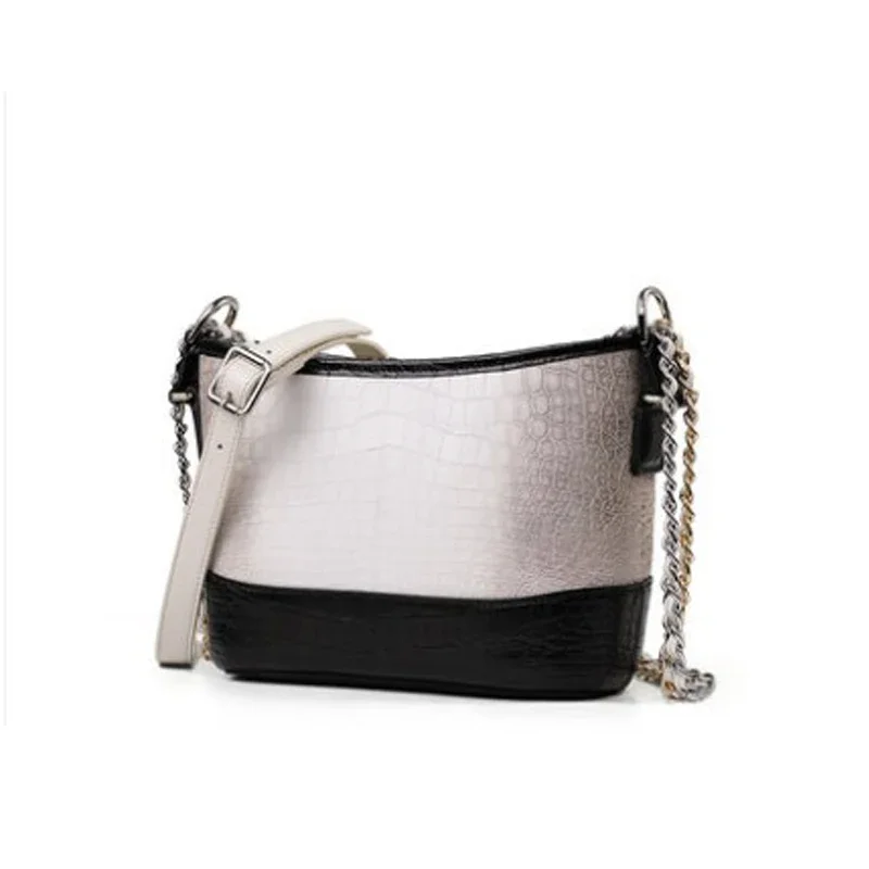 ouluoer New style crocodile skin women small female chain one shoulder crocodile leather lady women bag
ouluoer New style crocodile skin women small female chain one shoulder crocodile leather lady women bag