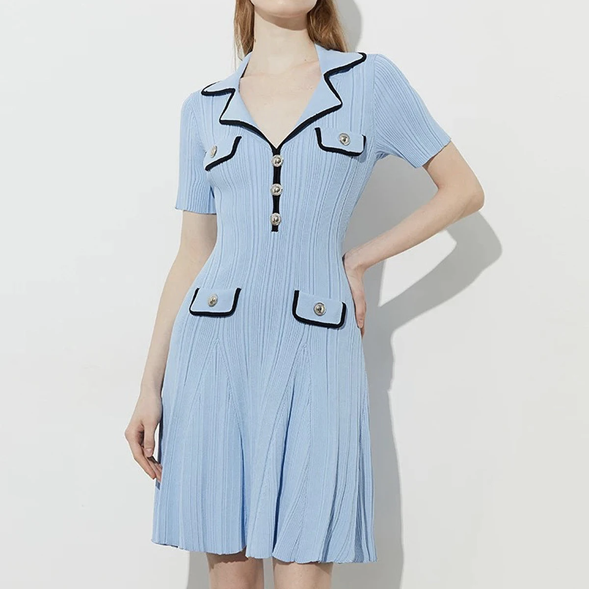 Summer New Fashionable Temperament Commuting Simple And Atmospheric Lapel Knitted Button Slim Fit Short Sleeved A-Line Dress
Summer New Fashionable Temperament Commuting Simple And Atmospheric Lapel Knitted Button Slim Fit Short Sleeved A-Line Dress