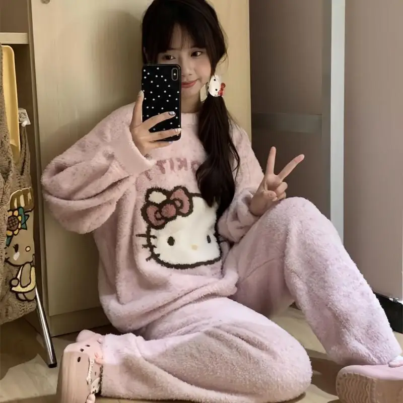 Горячая кавайная милая толстовка «Hello Kitty», теплая пижама с длинными рукавами для девочек, осенне-зимний толстый свитер, повседневные топы, брюки, комплект домашней одежды
Горячая кавайная милая толстовка «Hello Kitty», теплая пижама с длинными рукавами для девочек, осенне-зимний толстый свитер, повседневные топы, брюки, комплект домашней одежды