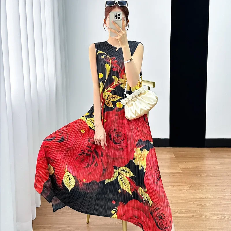 Miyake Pleated Elegant Dress Women 2024 Summer New Fashion Printed V-neck Sleeveless Fashion Commuting Temperament A-line Skirt
Miyake Pleated Elegant Dress Women 2024 Summer New Fashion Printed V-neck Sleeveless Fashion Commuting Temperament A-line Skirt