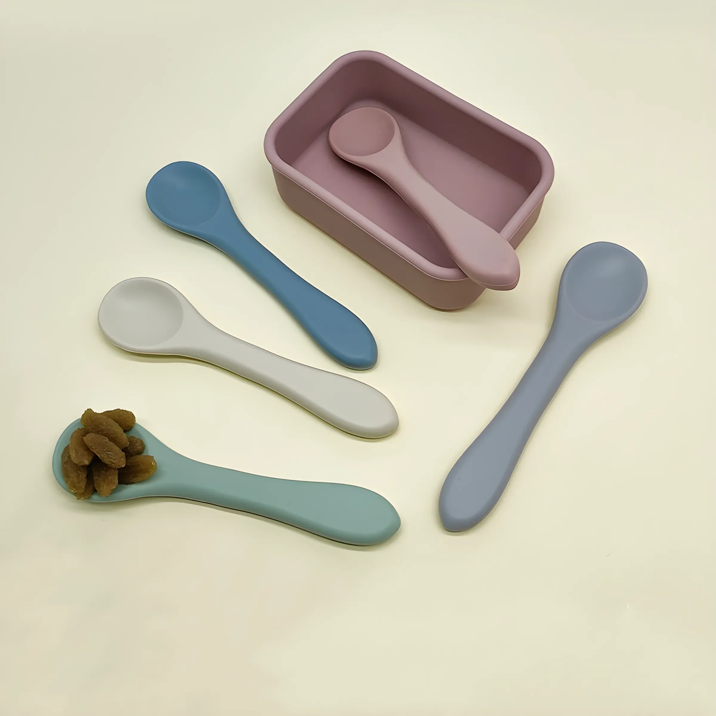 2pcs Mother and baby products baby spoon baby silicone soft spoon water feeding children tableware complementary spoon
2pcs Mother and baby products baby spoon baby silicone soft spoon water feeding children tableware complementary spoon