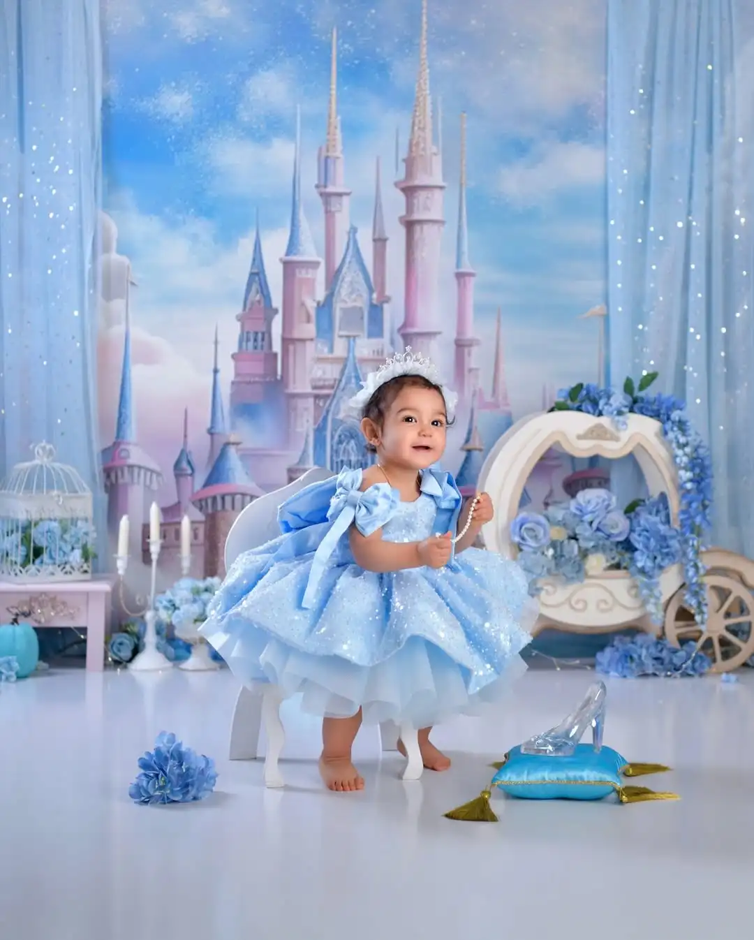 Lovely Shiny Custom Flower Girl Dress for Wedding Sleeveless with Bow Knee Lenght Kids Birthday Party First Communion Ball Gown
Lovely Shiny Custom Flower Girl Dress for Wedding Sleeveless with Bow Knee Lenght Kids Birthday Party First Communion Ball Gown