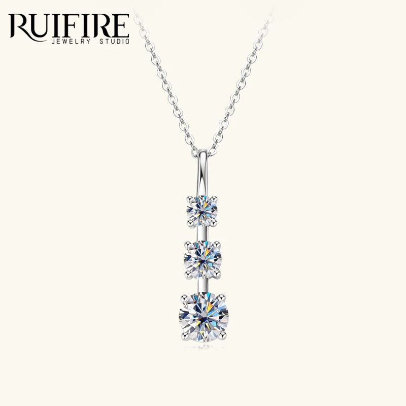 RUIFIRE 3 Stones D Color Moissanite Pendant Necklace For Women S925 Sterling Silver Neck Chain Plated White Gold Fine Jewelry
RUIFIRE 3 Stones D Color Moissanite Pendant Necklace For Women S925 Sterling Silver Neck Chain Plated White Gold Fine Jewelry