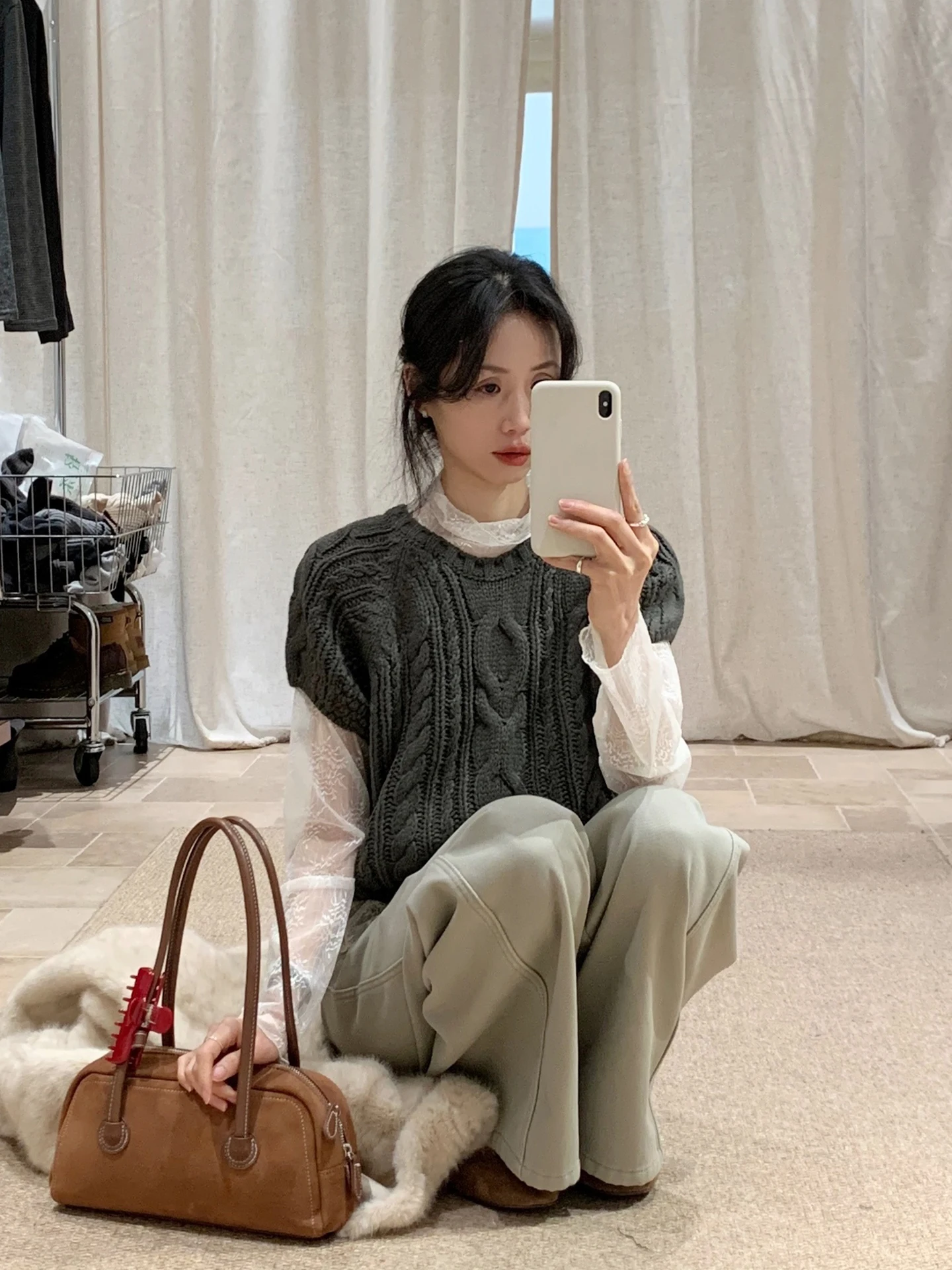 Korean Style Lace Knitted Two-Piece Set Women's Fashion Spring 2026 Early Spring New Arrival Long Sleeve High Waist Pants
Korean Style Lace Knitted Two-Piece Set Women's Fashion Spring 2026 Early Spring New Arrival Long Sleeve High Waist Pants