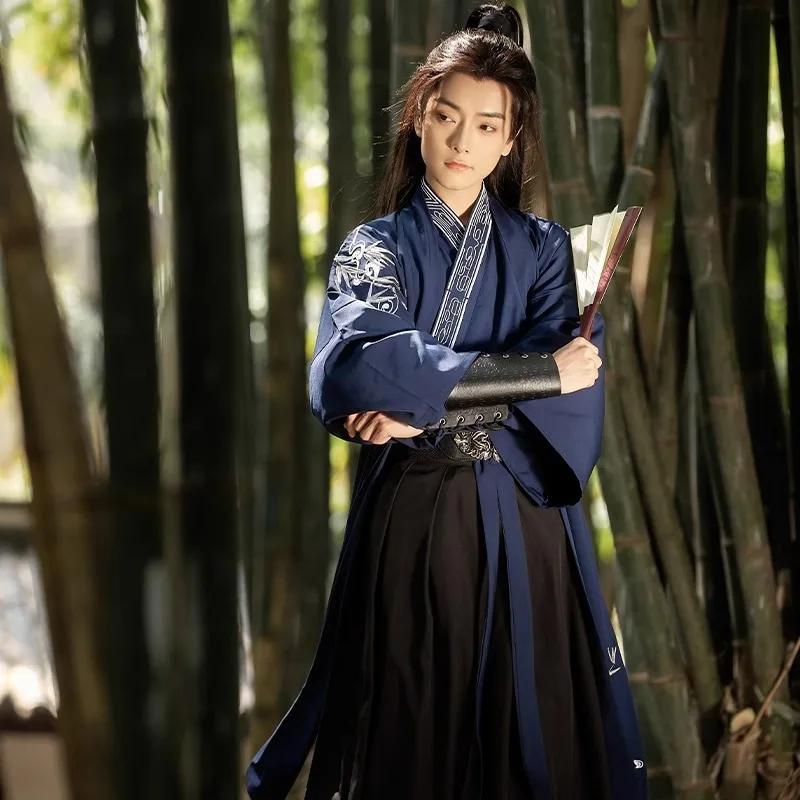 Song Dynasty Han Chinese Clothing for Men Changgan Temple Beizi Embroidery Martial Arts Suit
Song Dynasty Han Chinese Clothing for Men Changgan Temple Beizi Embroidery Martial Arts Suit