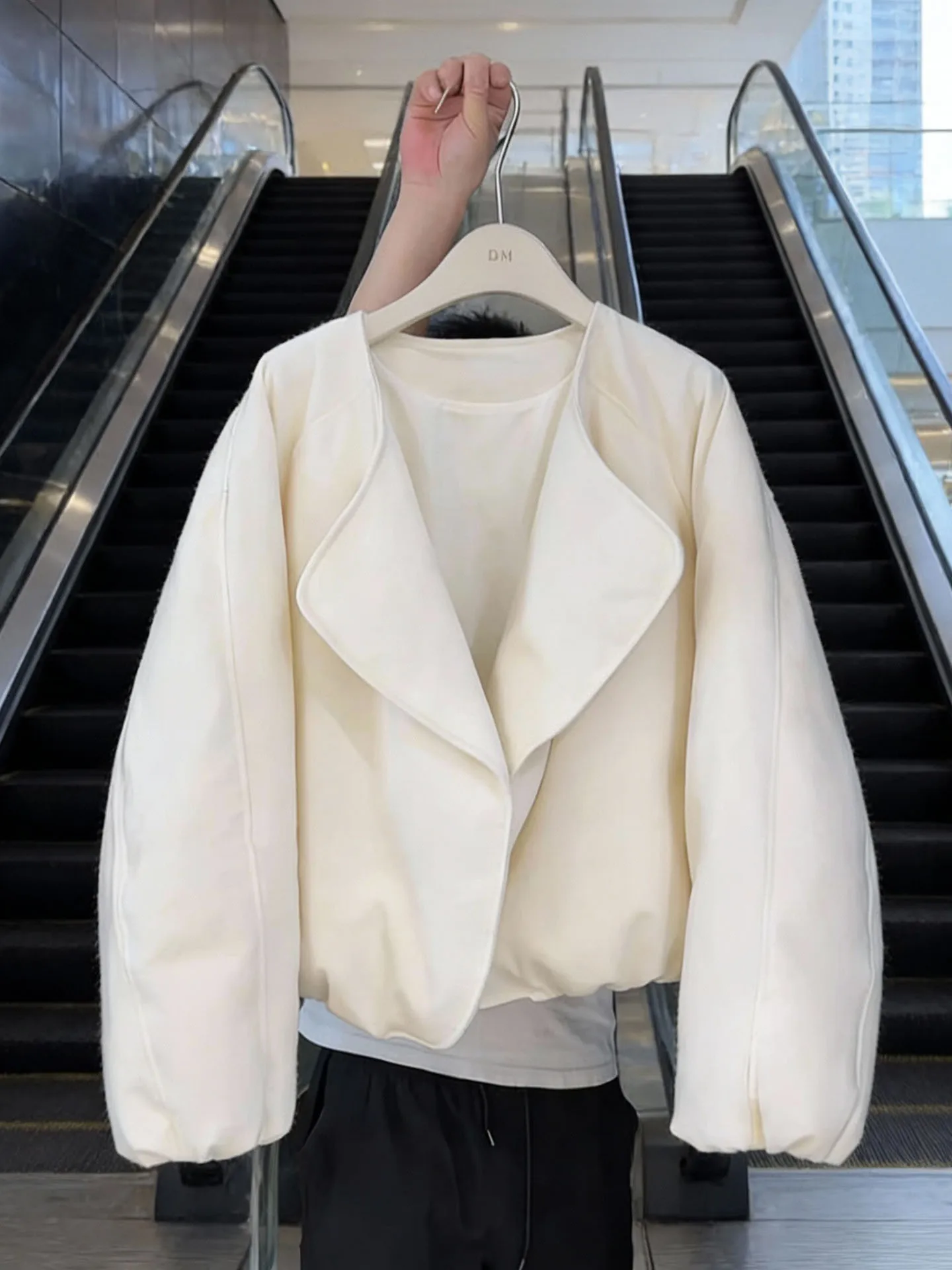 Sli White ort down Jaet Women's Winter Thiened Padded Parka Coat High Waist Long Sve Korean Sle Commute Wind
Sli White ort down Jaet Women's Winter Thiened Padded Parka Coat High Waist Long Sve Korean Sle Commute Wind