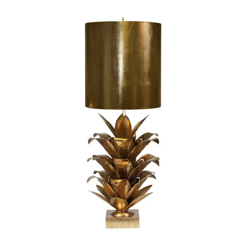 American light luxury retro iron tree leaf gold and silver foil desk lamp
American light luxury retro iron tree leaf gold and silver foil desk lamp