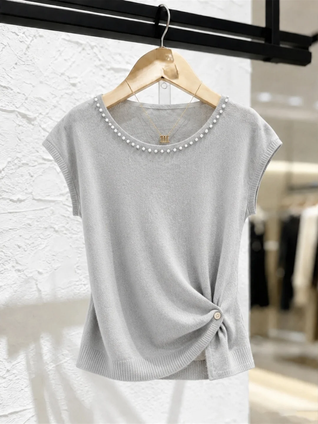 Korean Style Heavy Embellished round Neck Ice Silk Knitted Top Short Sleeve Women's Fashionable Versatile Youthful Summer Shirt
Korean Style Heavy Embellished round Neck Ice Silk Knitted Top Short Sleeve Women's Fashionable Versatile Youthful Summer Shirt