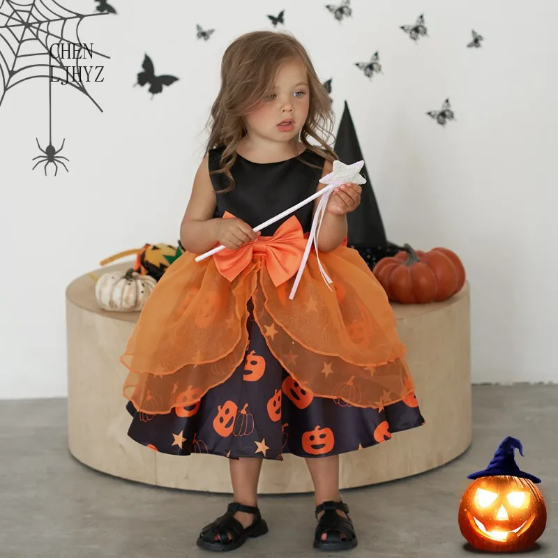 Halloween Pumpkin Patchwork Tulle Dress, Princess Costume Gown with Ghost Face Design for Parties
Halloween Pumpkin Patchwork Tulle Dress, Princess Costume Gown with Ghost Face Design for Parties