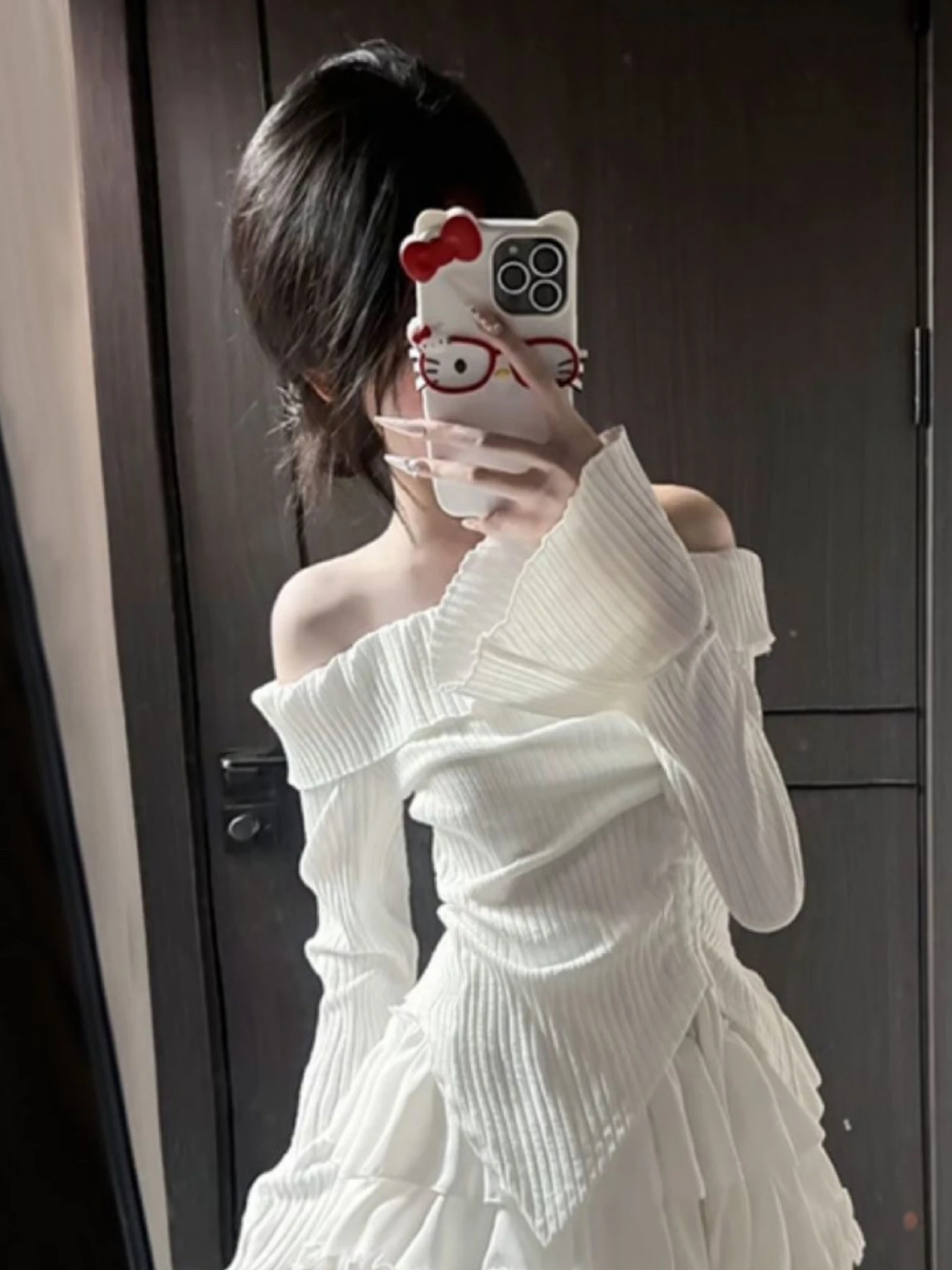 Spicy Girl Autumn Set Women's Korean Pure Desire Design One oulder Long Sve Top High Waist Slimming ort Skirt
Spicy Girl Autumn Set Women's Korean Pure Desire Design One oulder Long Sve Top High Waist Slimming ort Skirt