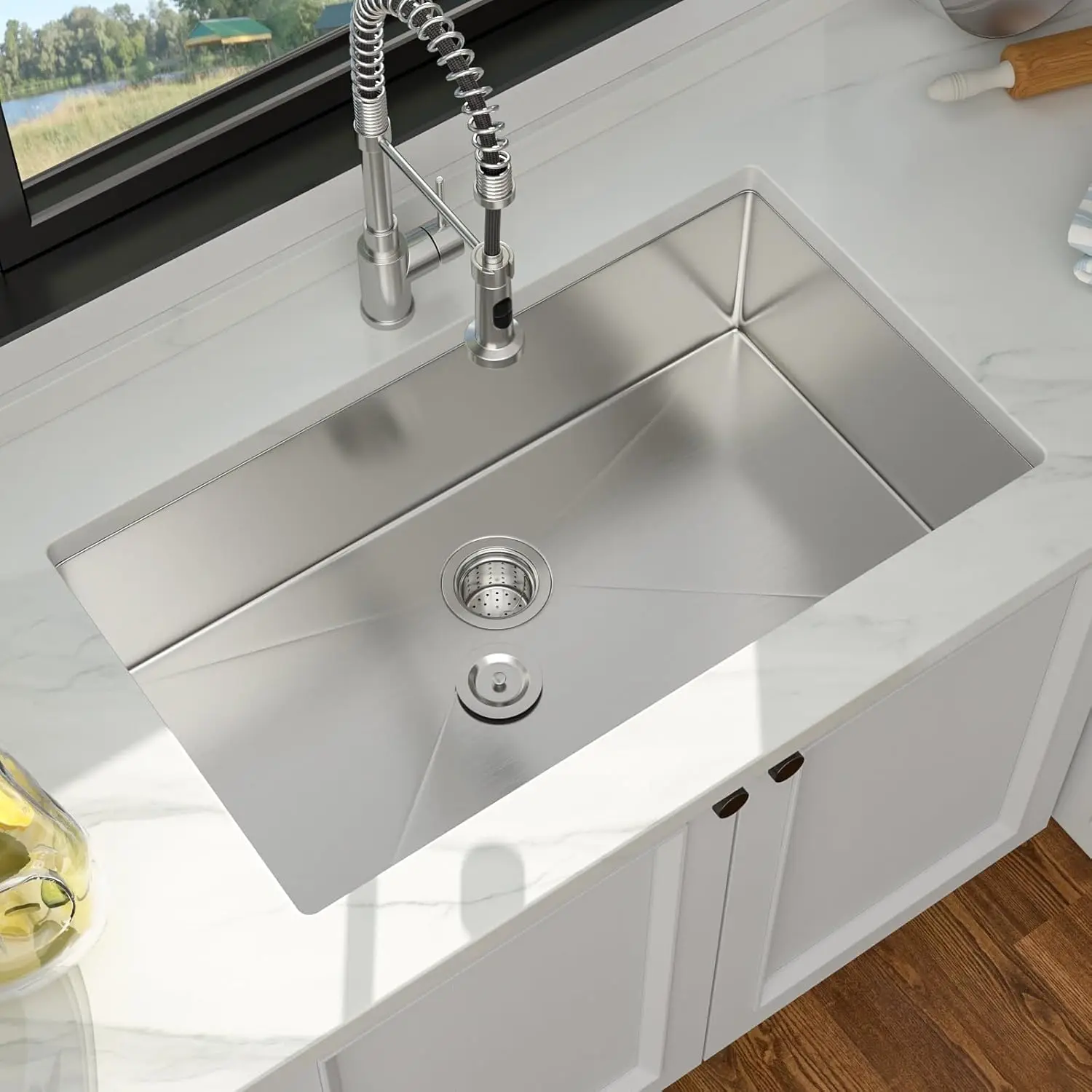 33 Inch Undermount Kitchen Sink 16 Gauge Stainless Steel Single Bowl Deep Basin with Offset Drain
33 Inch Undermount Kitchen Sink 16 Gauge Stainless Steel Single Bowl Deep Basin with Offset Drain