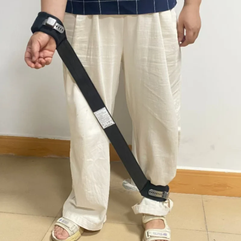 Fast Plug Instert Buckle Magnetic Lock Restraints Belt Standing One Hand One Foot For Psychiatric Detention Nursing
Fast Plug Instert Buckle Magnetic Lock Restraints Belt Standing One Hand One Foot For Psychiatric Detention Nursing