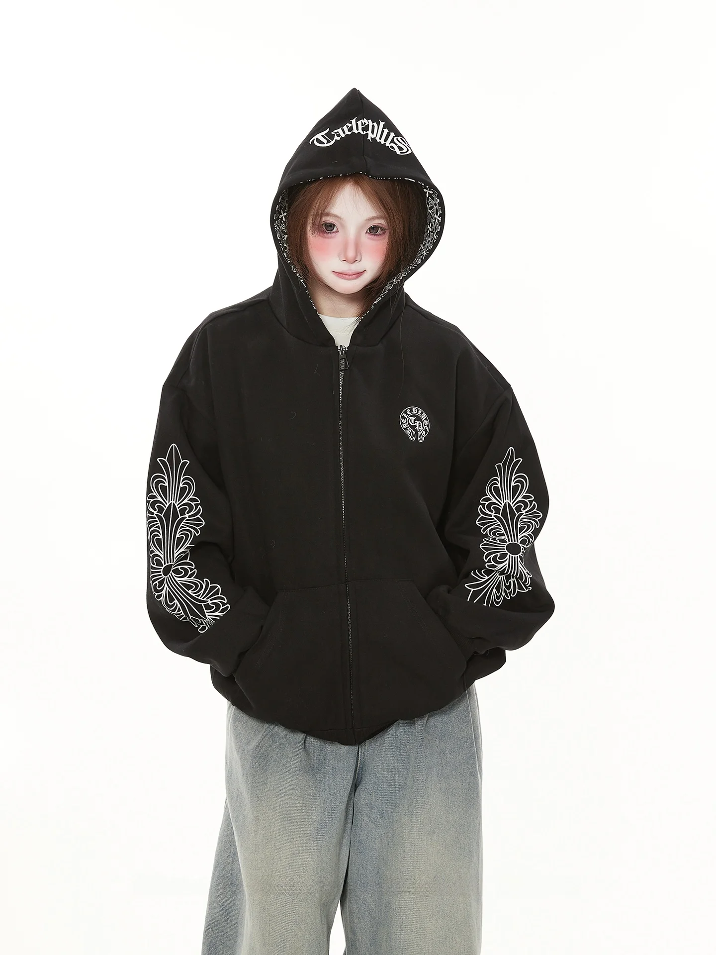 Ретро-готический американский кардиган с капюшоном, женская тонкая свободная верхняя одежда на весну-осень, модный дизайн с внутренним принтом
Ретро-готический американский кардиган с капюшоном, женская тонкая свободная верхняя одежда на весну-осень, модный дизайн с внутренним принтом