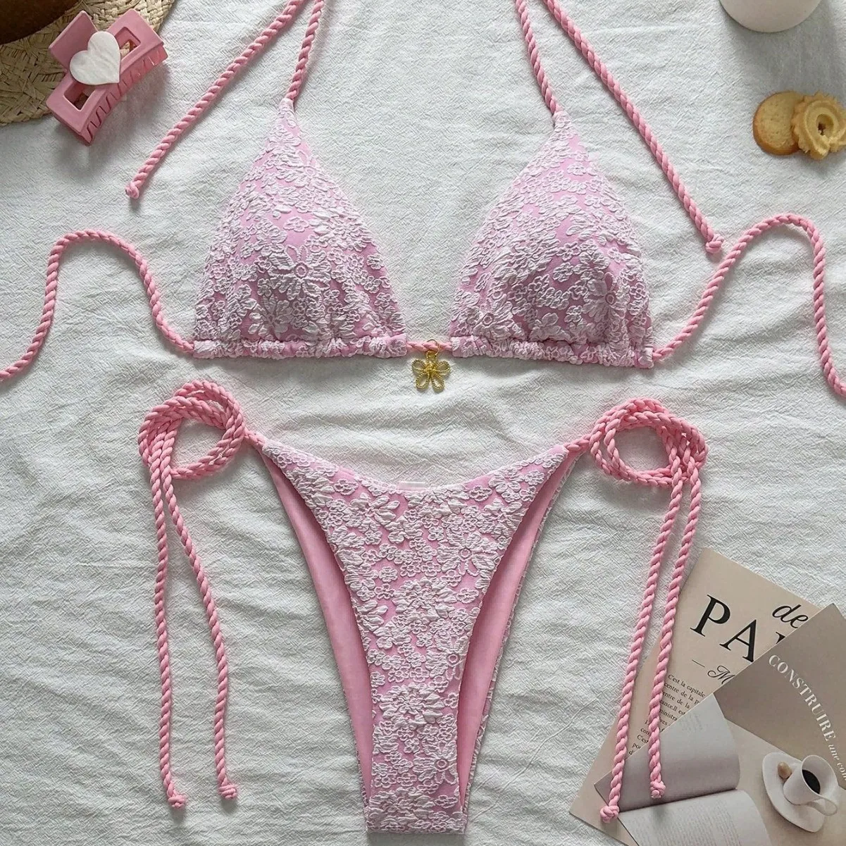 Pure Color Bikini with Flower Fabric 2025 2pcs Swimsuit for Women, Fresh and Fashionable Girls Swimwear
Pure Color Bikini with Flower Fabric 2025 2pcs Swimsuit for Women, Fresh and Fashionable Girls Swimwear