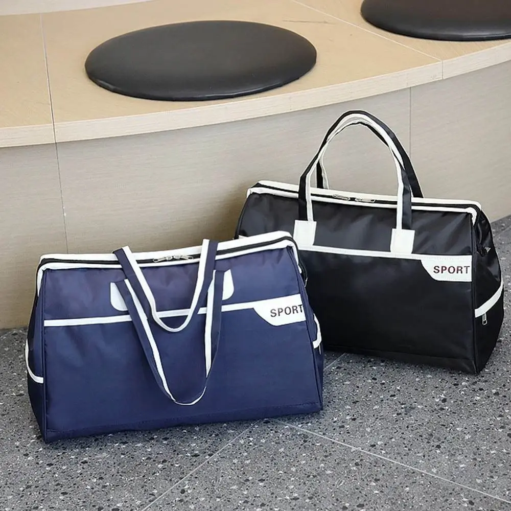 Korean style Travel Luggage Bag Waterproof Large Capacity Sports Fitness Handbag Single Shoulder Carrying Gym Bag
Korean style Travel Luggage Bag Waterproof Large Capacity Sports Fitness Handbag Single Shoulder Carrying Gym Bag