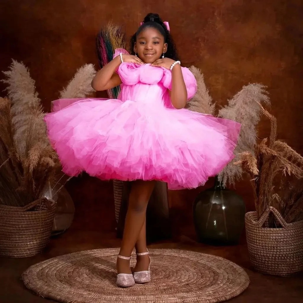 Custom Flower Girl Dress Wedding Party Birthday Pageant Puff Sleeve High Low Tulle Tutu Ball Gown Princess Dress with Bow for
Custom Flower Girl Dress Wedding Party Birthday Pageant Puff Sleeve High Low Tulle Tutu Ball Gown Princess Dress with Bow for