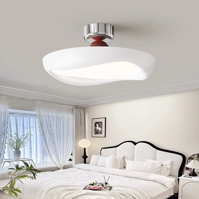 Bedroom ceiling lamp personality minimalist high-end cream wind room popular master bedroom lamps
Bedroom ceiling lamp personality minimalist high-end cream wind room popular master bedroom lamps