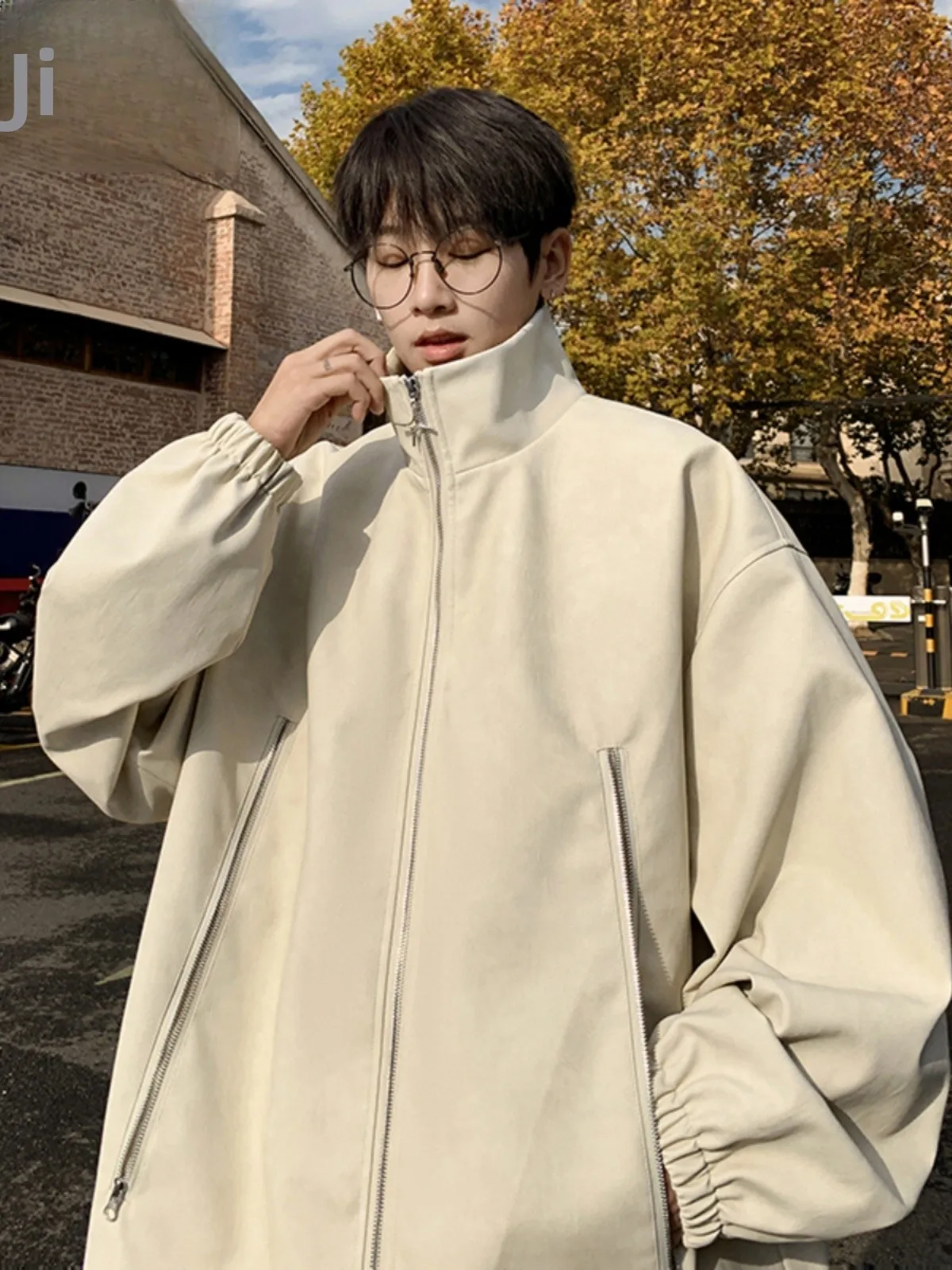 Trendy Youth Men's Jaet Autumn Casual High Collar Zipper Decorated American Retro Large Size Loose Fit Outerwear
Trendy Youth Men's Jaet Autumn Casual High Collar Zipper Decorated American Retro Large Size Loose Fit Outerwear