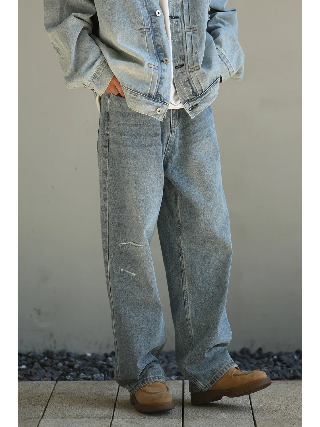 LH Store Американские джинсы с завышенной талией, мужские прямые повседневные свободные длинные брюки, винтажный дизайн с дырками, смесь хлопка и полиэстера
LH Store Американские джинсы с завышенной талией, мужские прямые повседневные свободные длинные брюки, винтажный дизайн с дырками, смесь хлопка и полиэстера