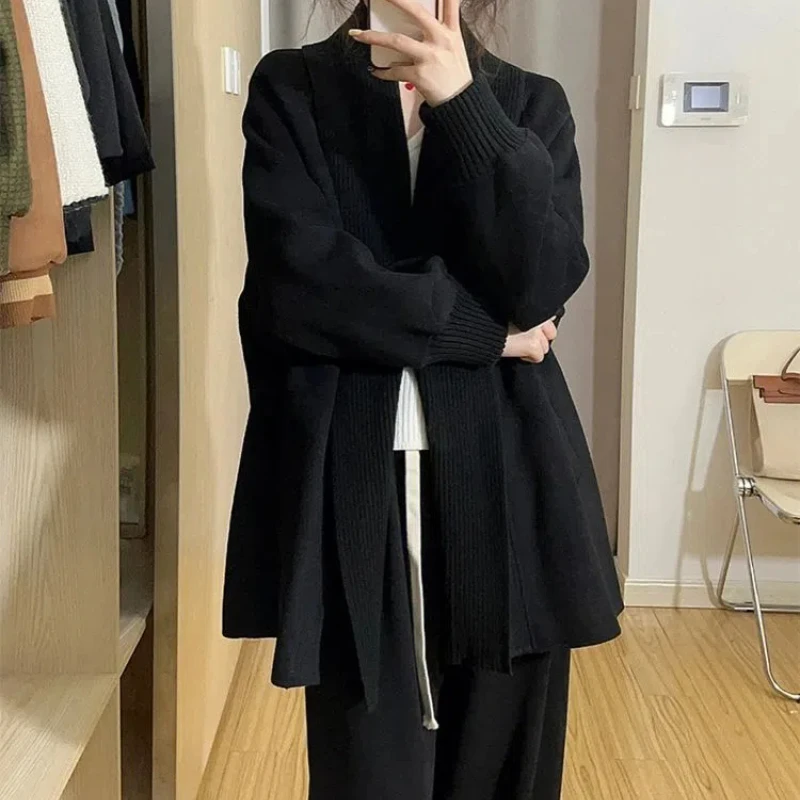 Vintage French Sweater Jacket Cardigan Loose and Lazy Style Small Knitted Top
Vintage French Sweater Jacket Cardigan Loose and Lazy Style Small Knitted Top