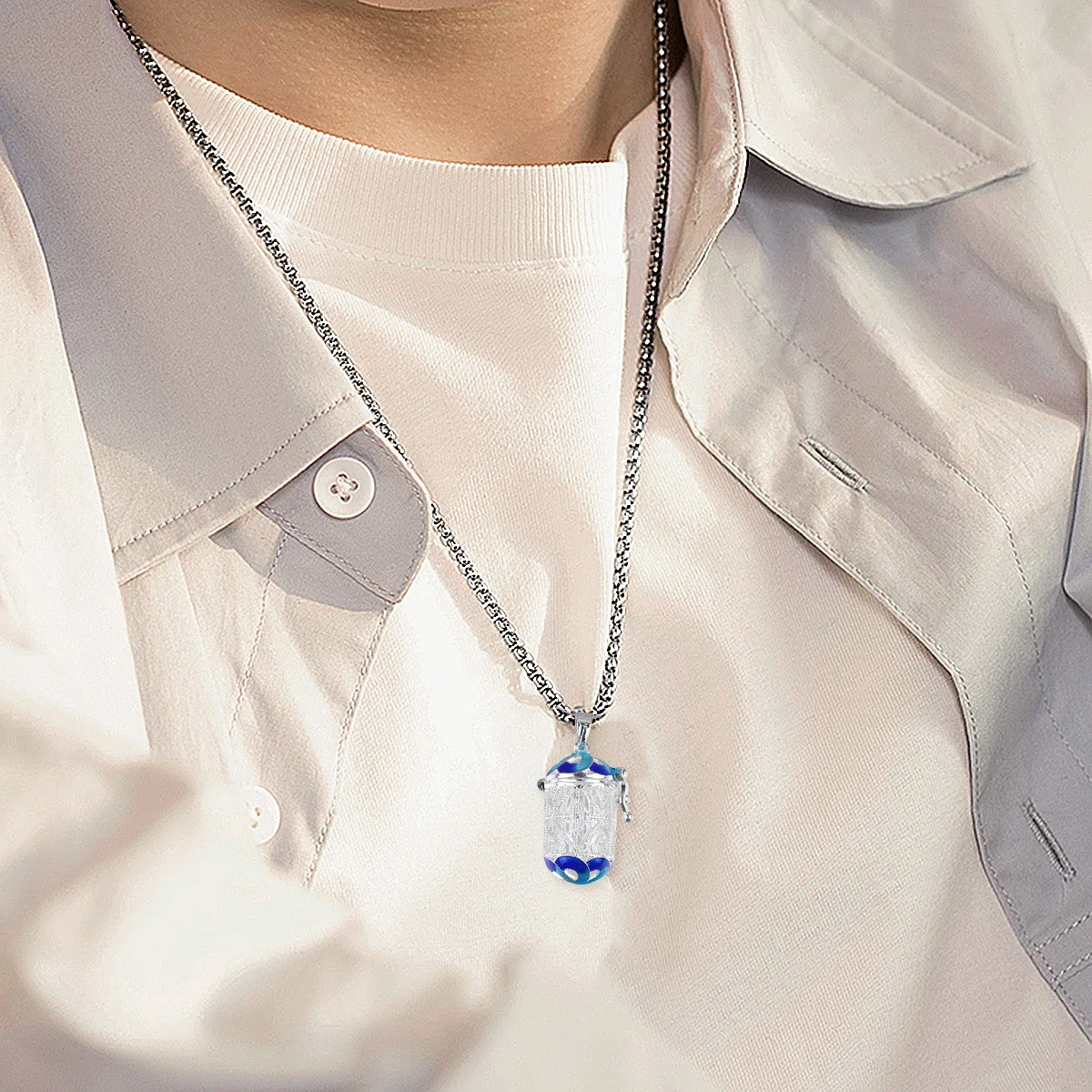 Hollow Out Aromatherapy Pendant Oil Diffuser Case DIY Jewelry Balls Holder Necklace Accessories Elegant Column Design
Hollow Out Aromatherapy Pendant Oil Diffuser Case DIY Jewelry Balls Holder Necklace Accessories Elegant Column Design