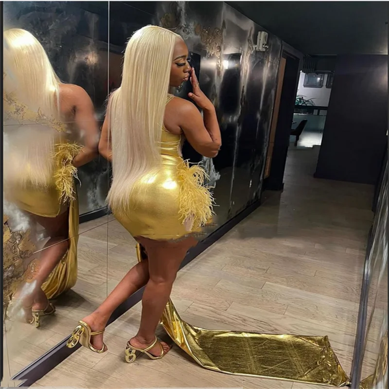 Sexy Evening Dresses for Events Diamonds Short Prom Dress Glitter Crystals Rhinestone Feather Birthday Party Homecoming Vestidos
Sexy Evening Dresses for Events Diamonds Short Prom Dress Glitter Crystals Rhinestone Feather Birthday Party Homecoming Vestidos