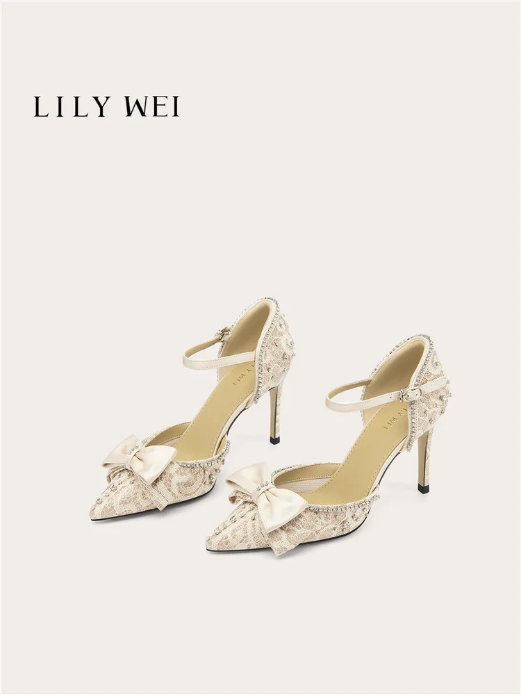 Summer new pointed lace satin bow rhinestone sandals for banquets, large size small size widened high heels women's shoes
Summer new pointed lace satin bow rhinestone sandals for banquets, large size small size widened high heels women's shoes