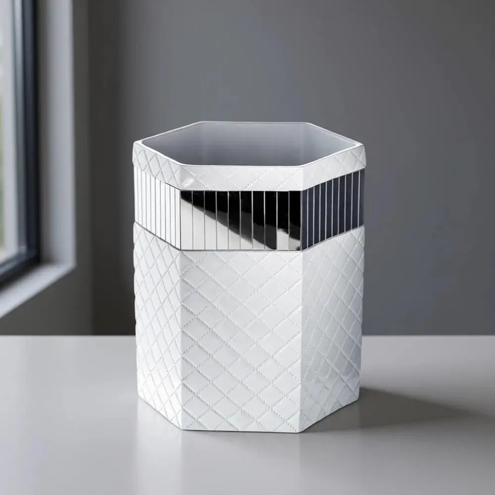 Decorative Mirrored Bathroom Trash Can, 1.58 Gal / 6L Capacity - Space-Saving, Ideal for Powder Room or Bedroom
Decorative Mirrored Bathroom Trash Can, 1.58 Gal / 6L Capacity - Space-Saving, Ideal for Powder Room or Bedroom