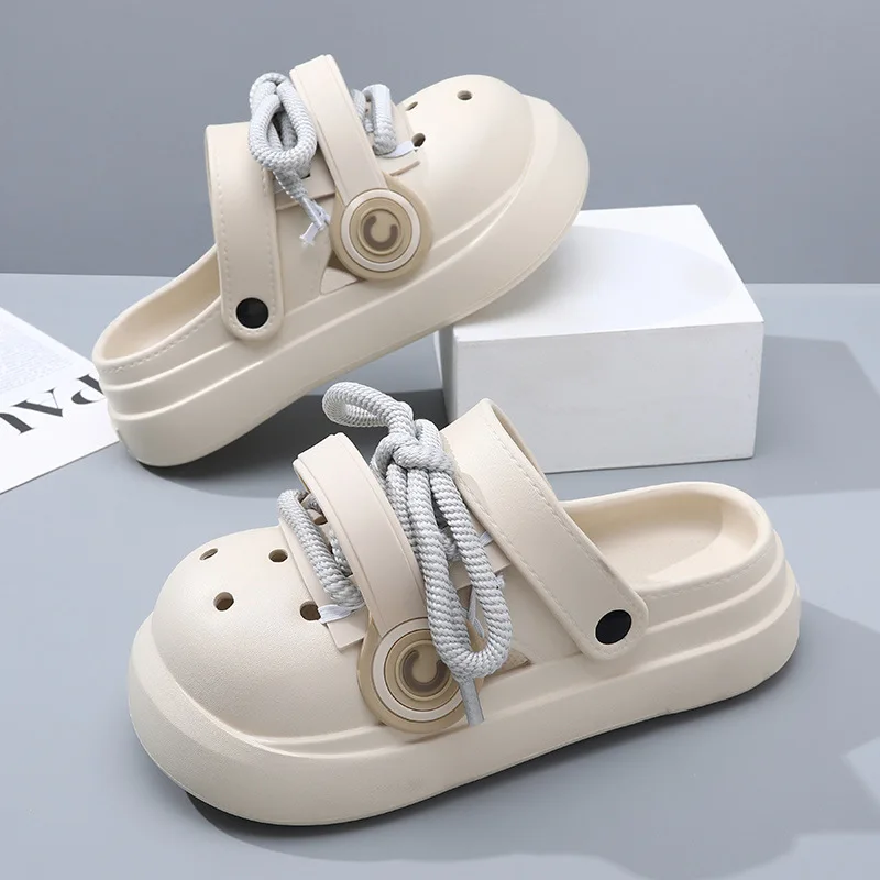 2024 couple summer fashion versatile cute non-slip wear-resistant EVA trend outdoor thick-soled hole shoes
2024 couple summer fashion versatile cute non-slip wear-resistant EVA trend outdoor thick-soled hole shoes