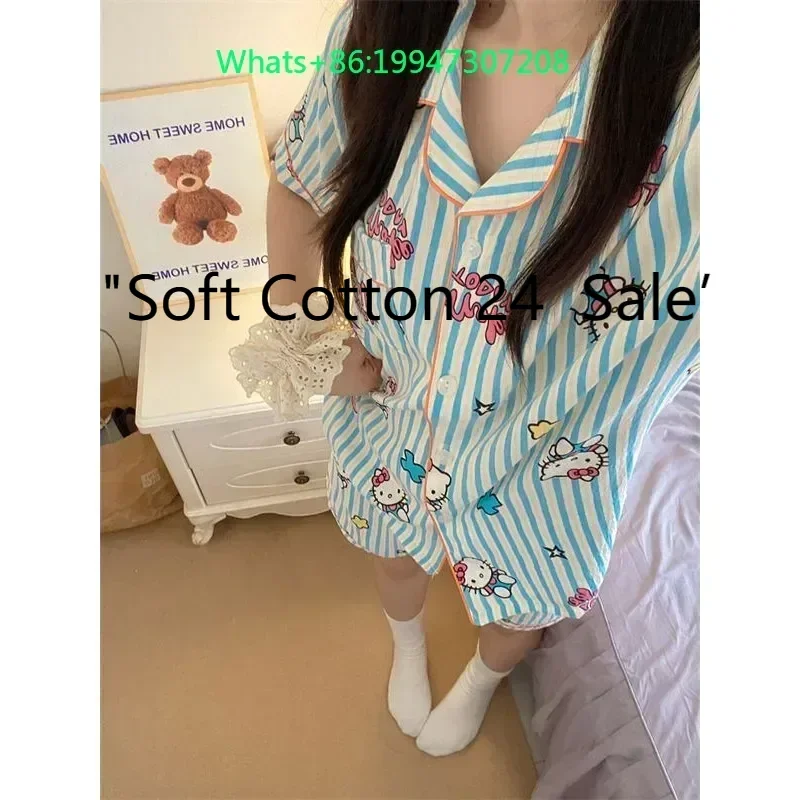 Summer new blue striped cute cartoon HelloKitty pajamas women's short-sleeved shorts loungewear set
Summer new blue striped cute cartoon HelloKitty pajamas women's short-sleeved shorts loungewear set