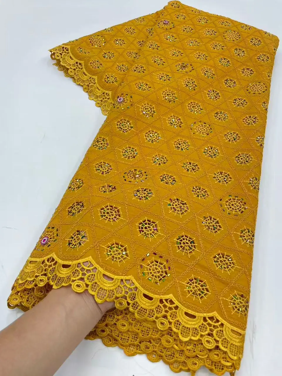 White Luxury Stones Lace High Quality Fabric 2025 French Lace Fabrics Embroidered Austria Organza Laces Fabric For Women A1035-1
White Luxury Stones Lace High Quality Fabric 2025 French Lace Fabrics Embroidered Austria Organza Laces Fabric For Women A1035-1