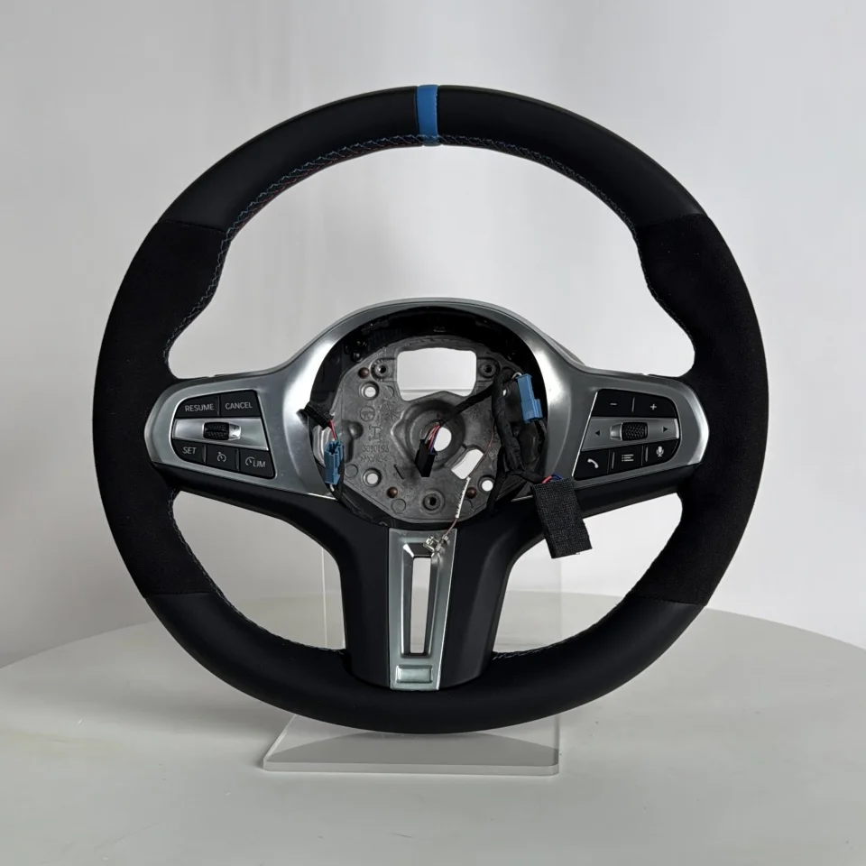 Замшевый руль из натуральной кожи для BMW FG Chassis G30 G31 G26 G03 G04 G07 G07 G87 G80 G82 G81 G06 G20 G22 F10 F20 F30 F90
Замшевый руль из натуральной кожи для BMW FG Chassis G30 G31 G26 G03 G04 G07 G07 G87 G80 G82 G81 G06 G20 G22 F10 F20 F30 F90