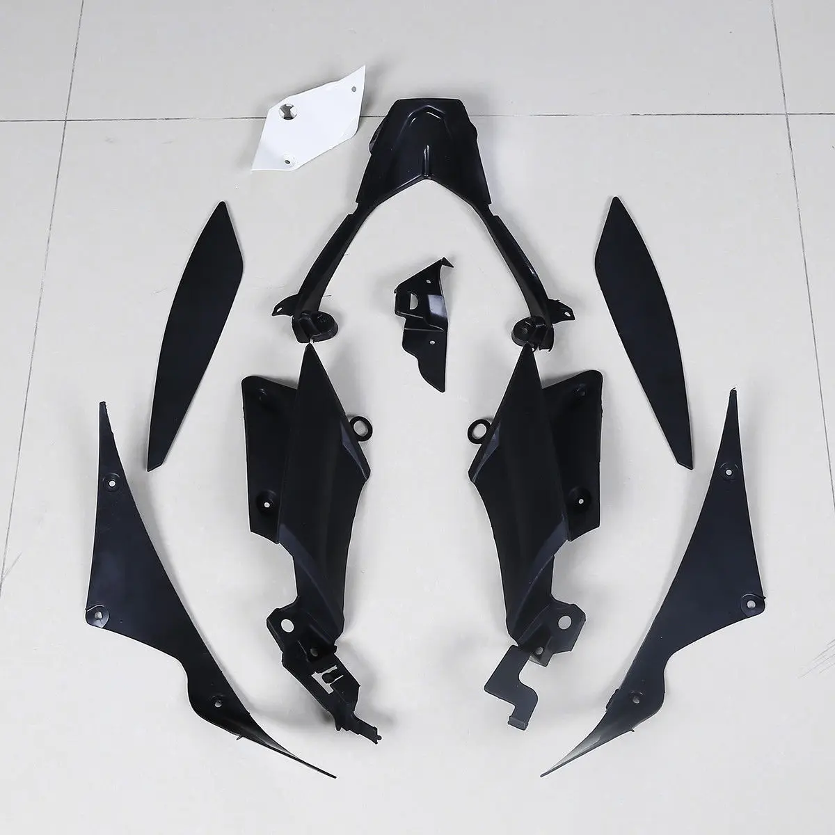 Неокрашенный литой обвес (обтекатель) для мотоцикла Yamaha YZF R6 YZFR6 2005 года
Неокрашенный литой обвес (обтекатель) для мотоцикла Yamaha YZF R6 YZFR6 2005 года