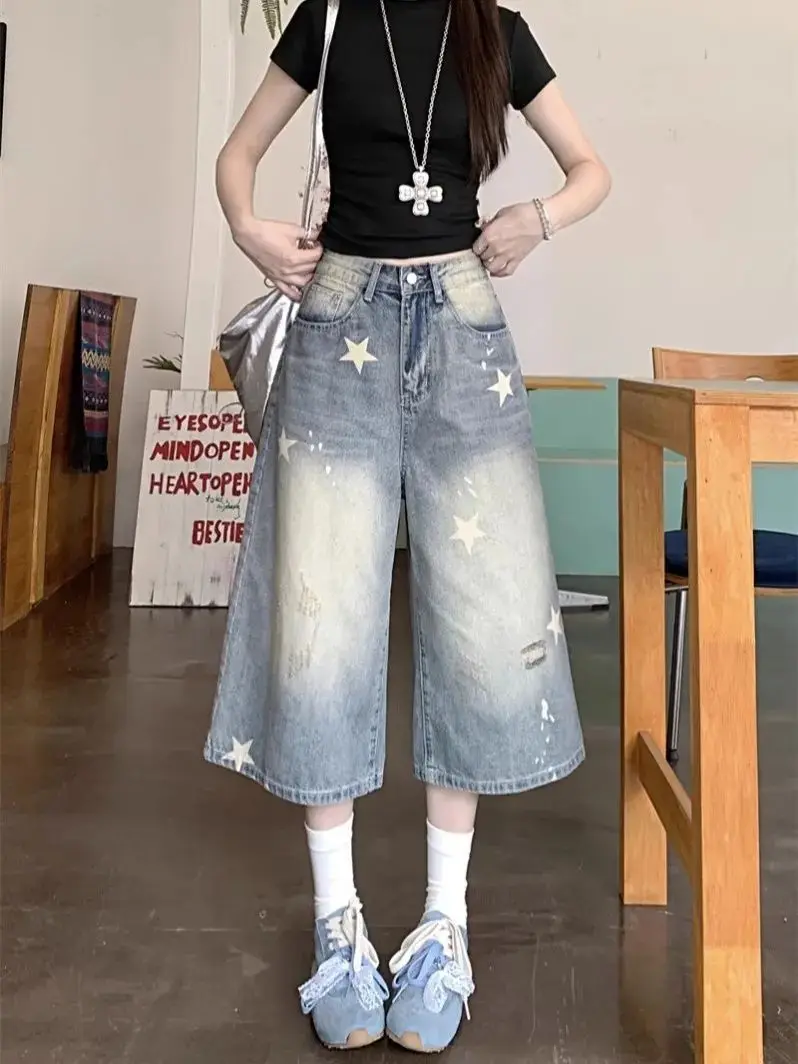Women's Star Print Cropped Wide-Leg Jeans, High Waist Distressed Denim Culottes, Casual Streetwear with Splatter Detail
Women's Star Print Cropped Wide-Leg Jeans, High Waist Distressed Denim Culottes, Casual Streetwear with Splatter Detail